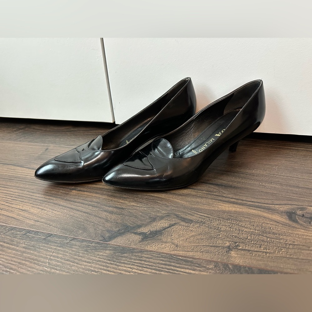 Vintage Prada Kitten Heel Leather Loafers Black (Size 40.5IT)
